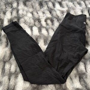 lululemon athletica Align Emboss Black Leggings 28” inseam High rise size 2